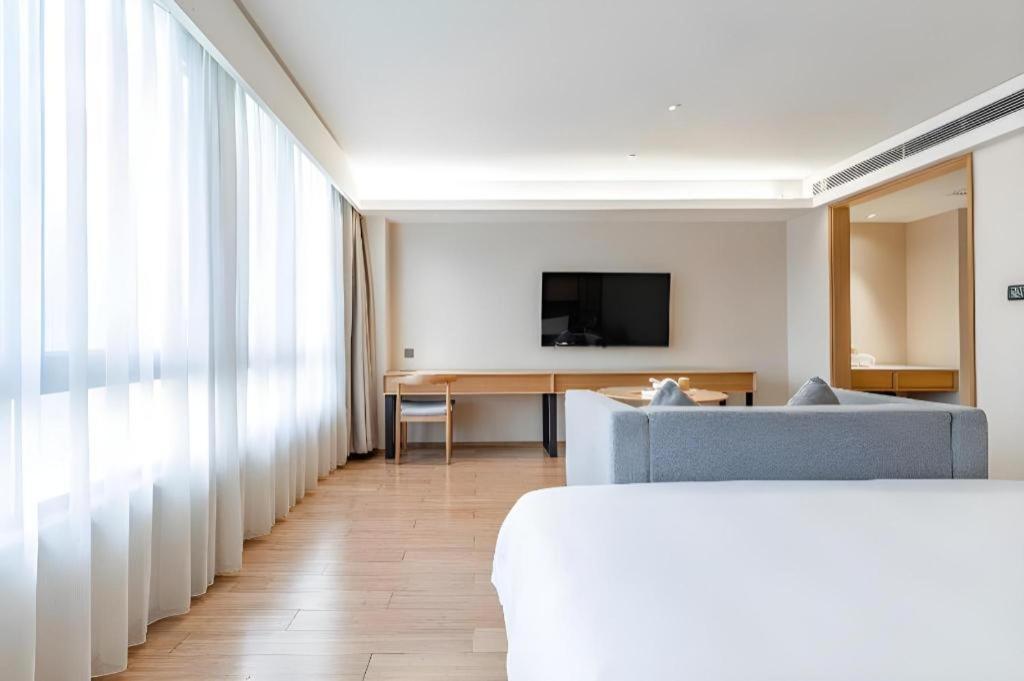 Ji Hotel Lujiazui Babaiban Шанхай Экстерьер фото